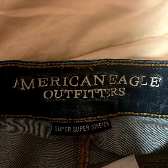 American Eagle blue Jean shorts. Size 8 women’s. Super stretch. - Picture 3 of 3